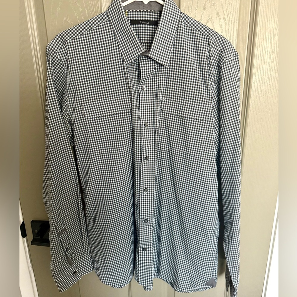 Men's 7 Diamond Black and White Checkered Shirt size m